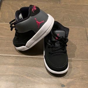 Little Girls Nike Air Jordan Flight size 5